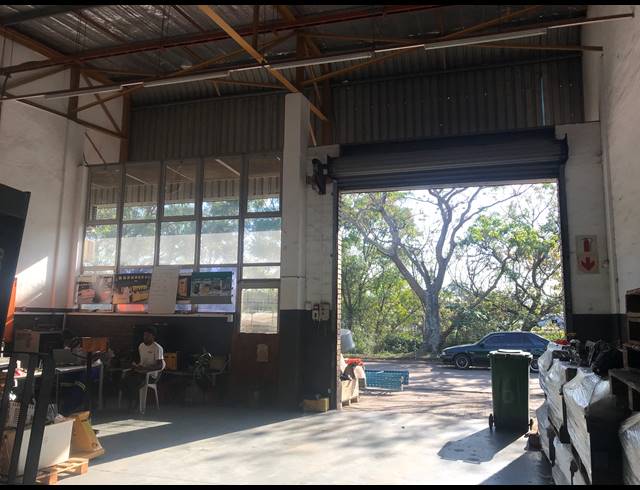 198M² WAREHOUSE TO LET IN GLEN ANIL